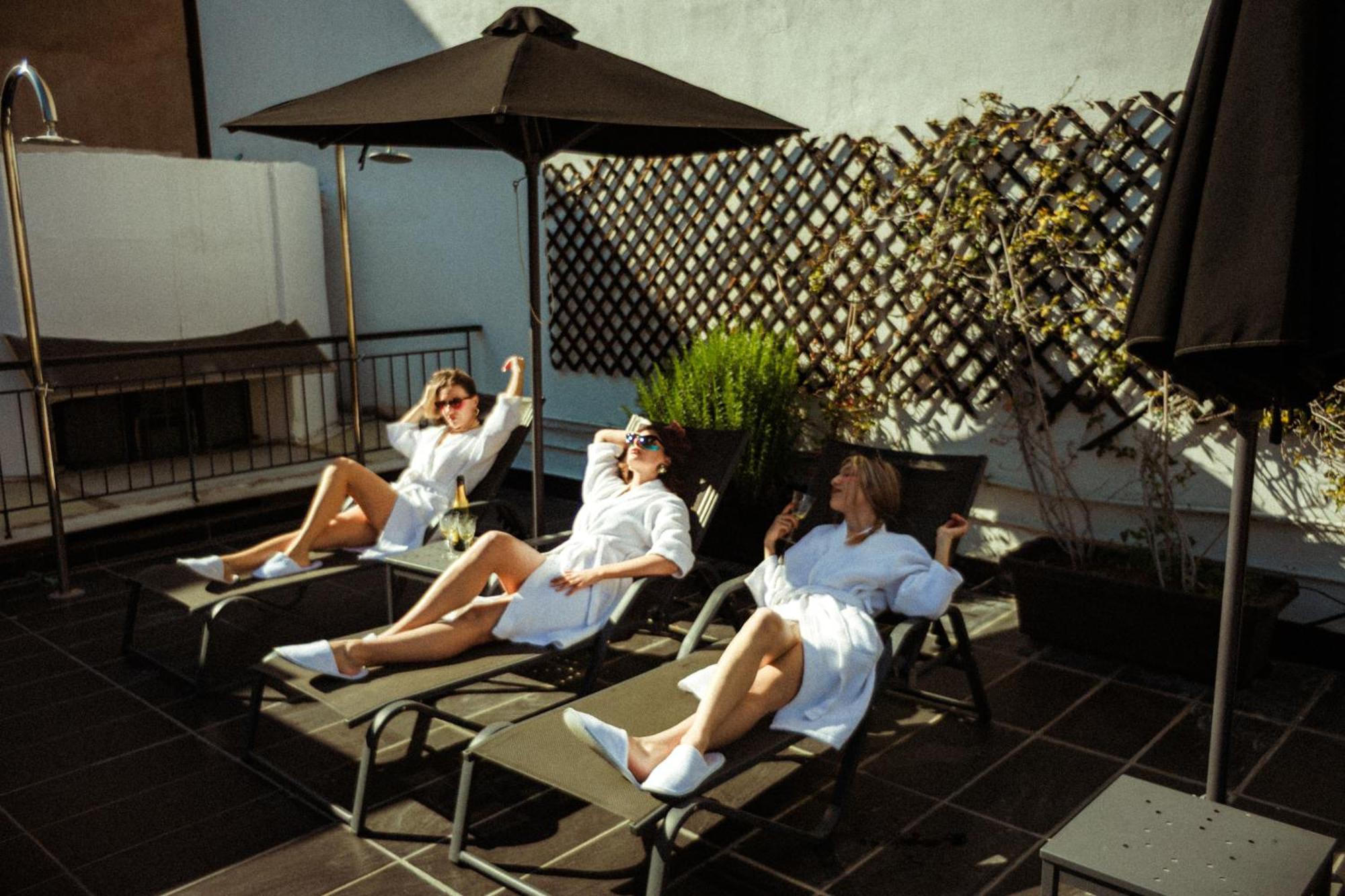 Nin&Bau Sarri 2 Hotel Athen Eksteriør billede
